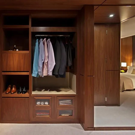 The Langham, New York, Fifth Avenue-3